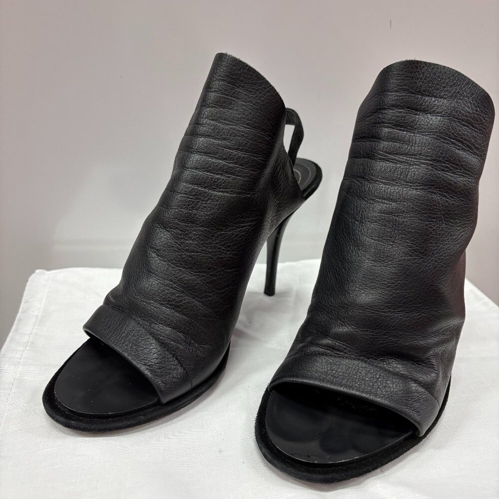 Balenciaga Glove Slingback Black Leather Pumps Size 39.5